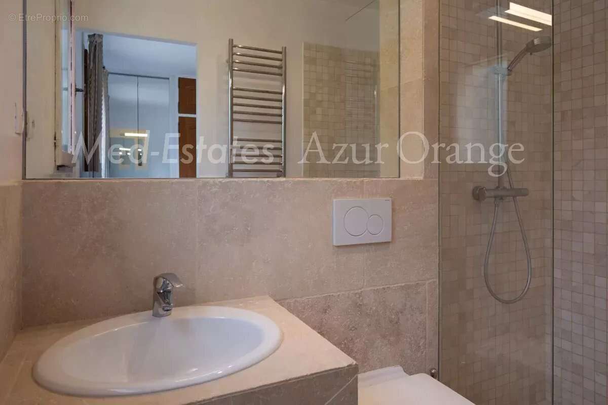 Maison à PLAN-DE-LA-TOUR