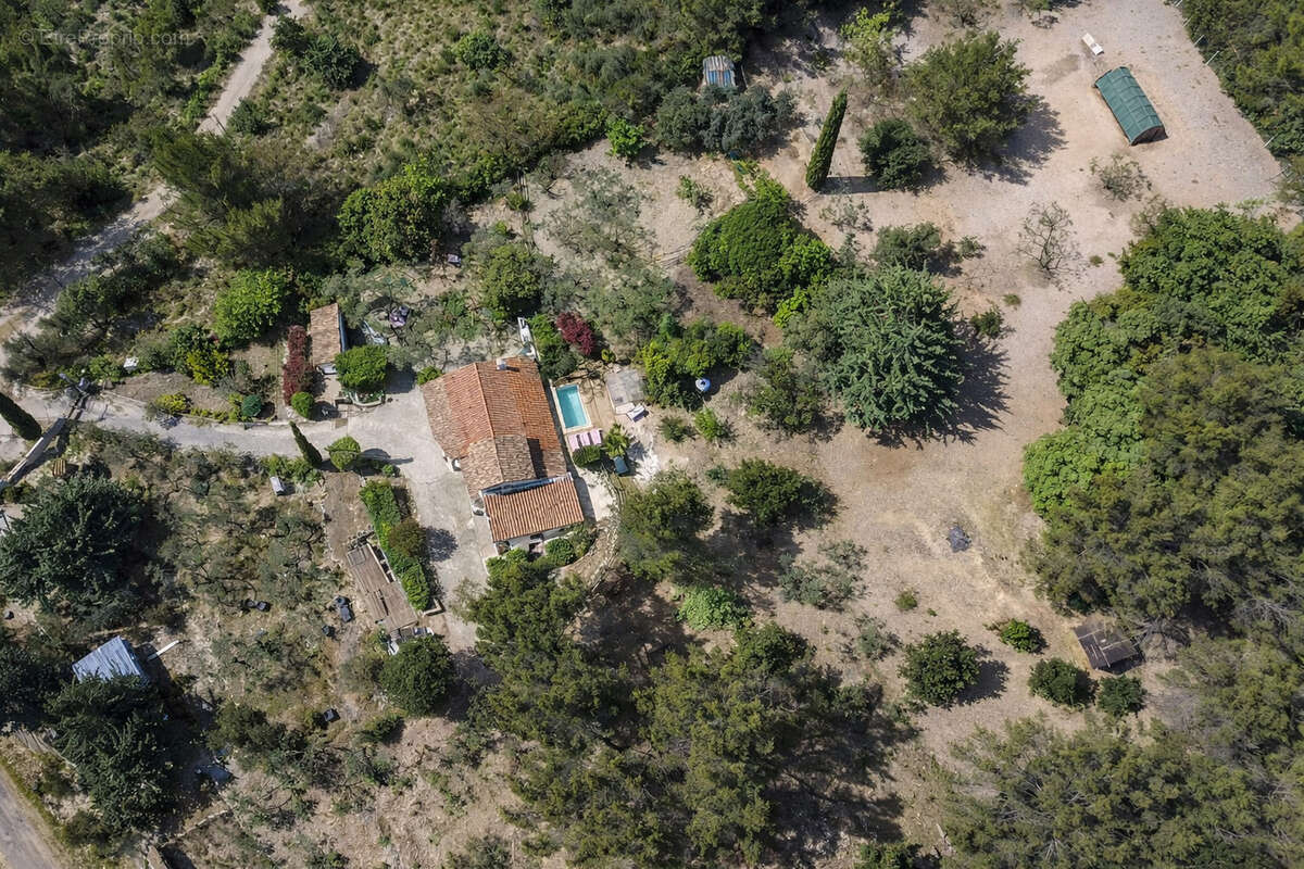 Maison à SOLLIES-TOUCAS