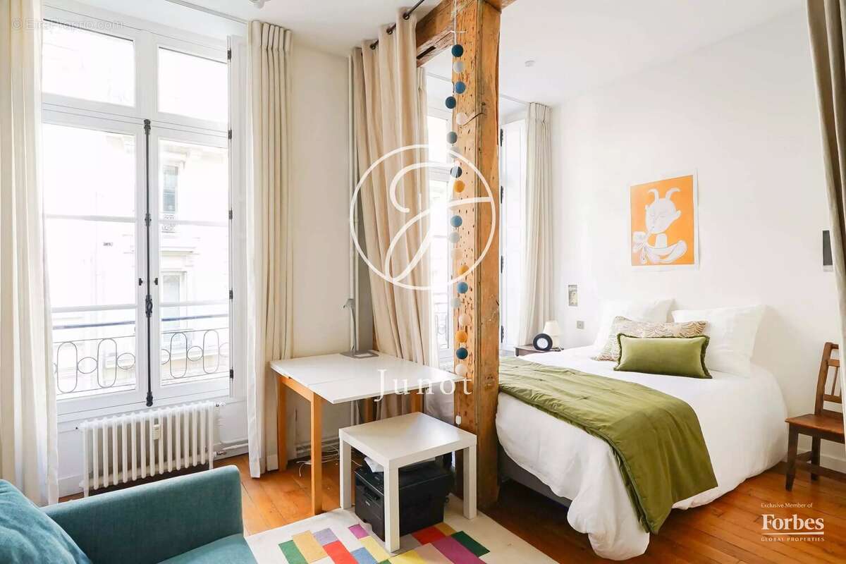 Appartement à PARIS-5E