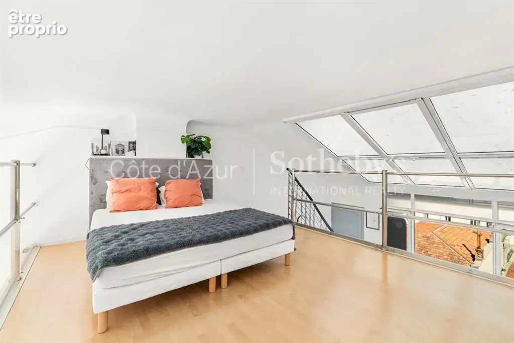 Nice Notre Dame, loft de caractère avec mezzanine et vues dégagées sur la ville - photo 14