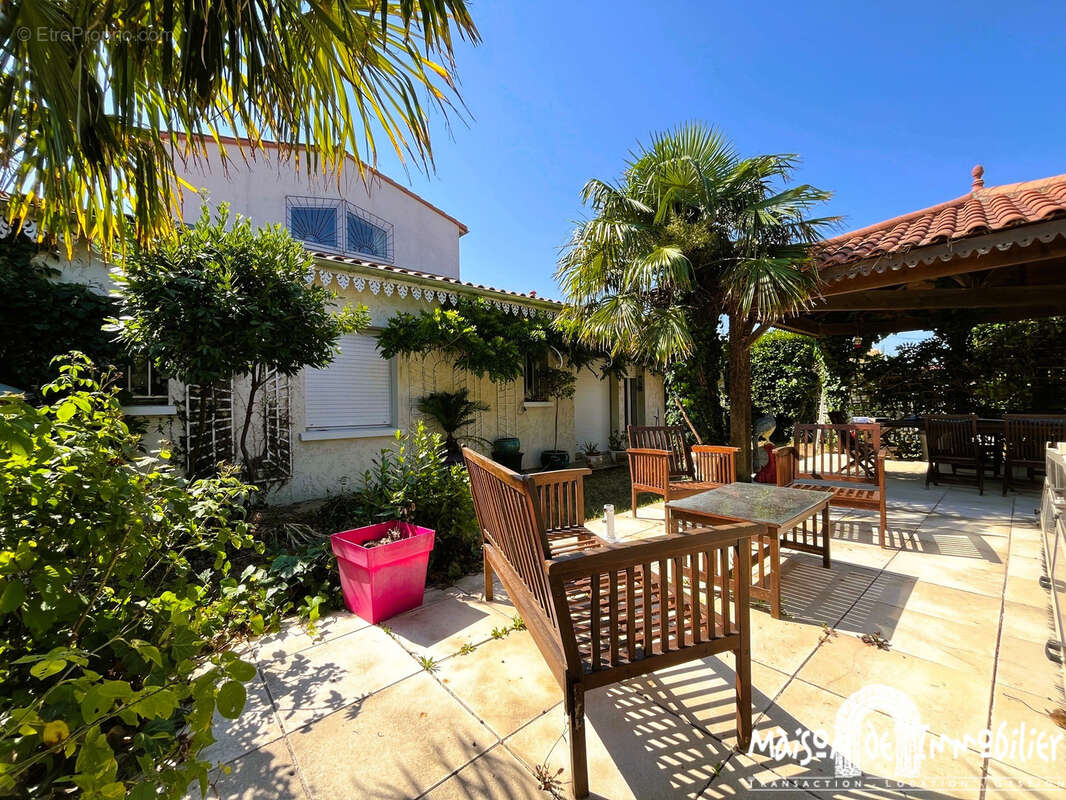 Maison à MESCHERS-SUR-GIRONDE