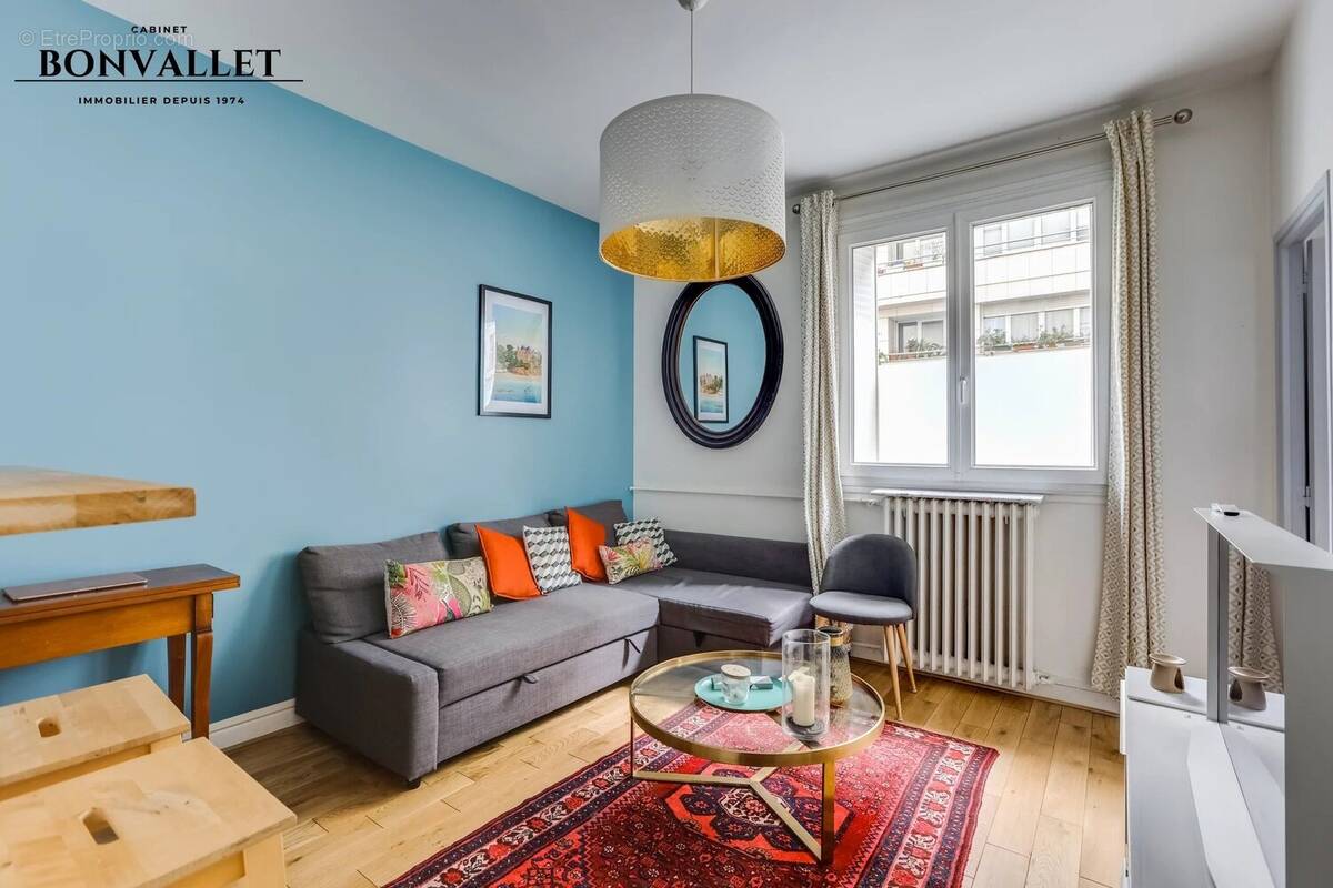 Appartement à PARIS-15E