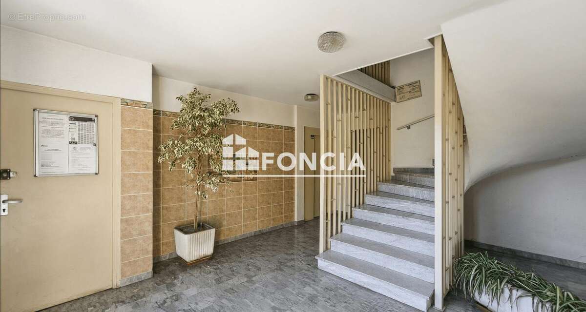 Appartement à VILLENEUVE-LOUBET