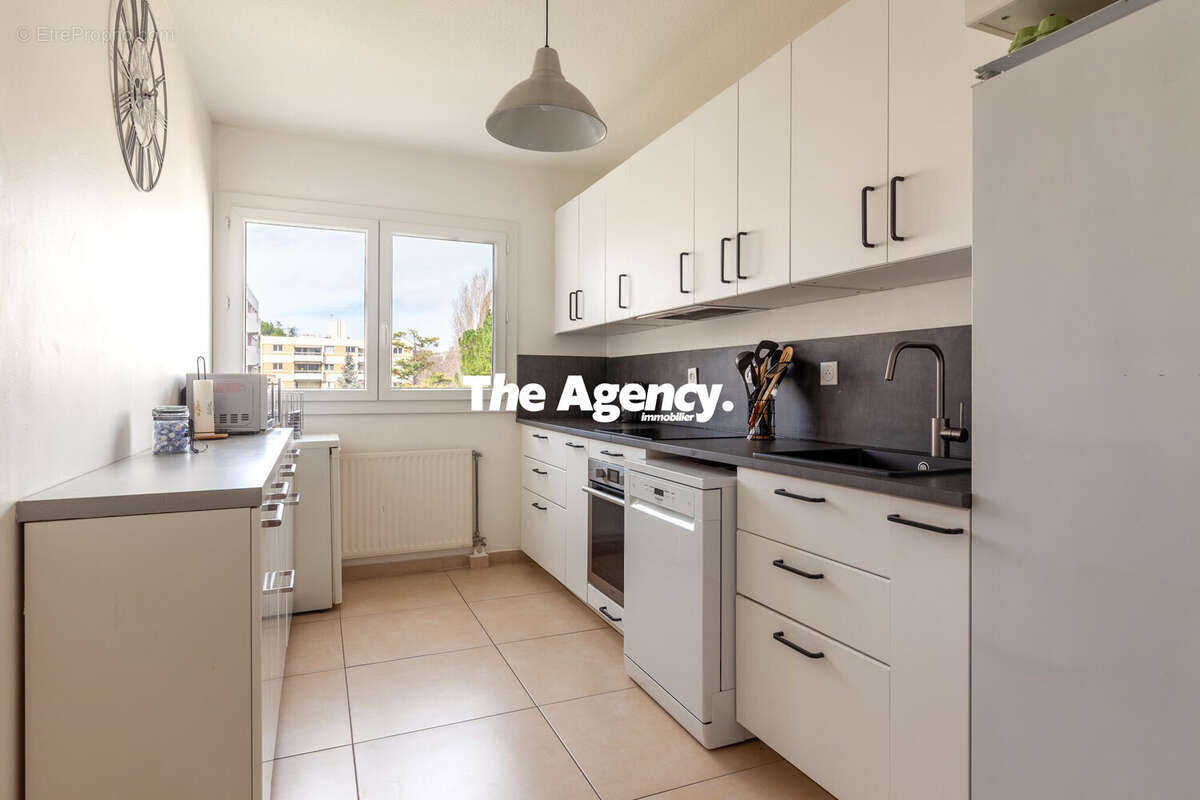 Appartement à MARSEILLE-12E