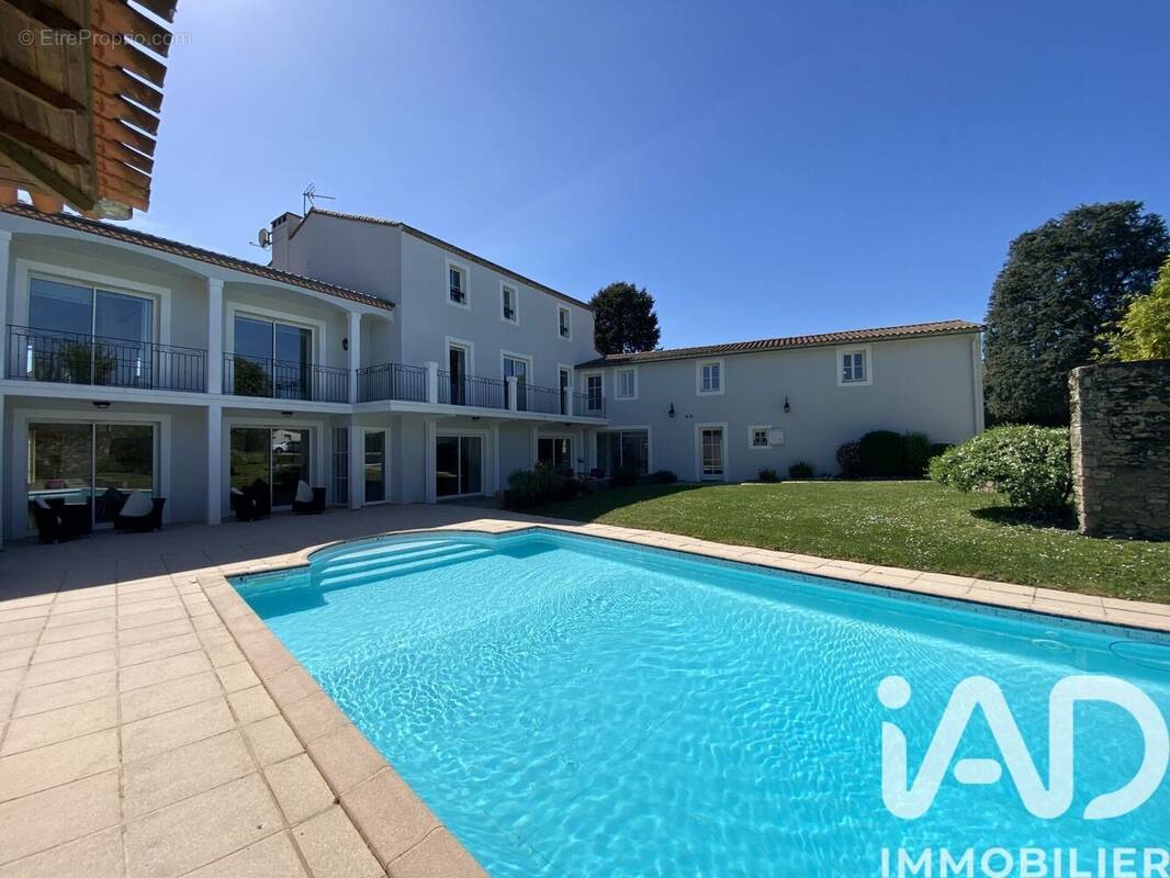 Photo 1 - Maison à LES HERBIERS