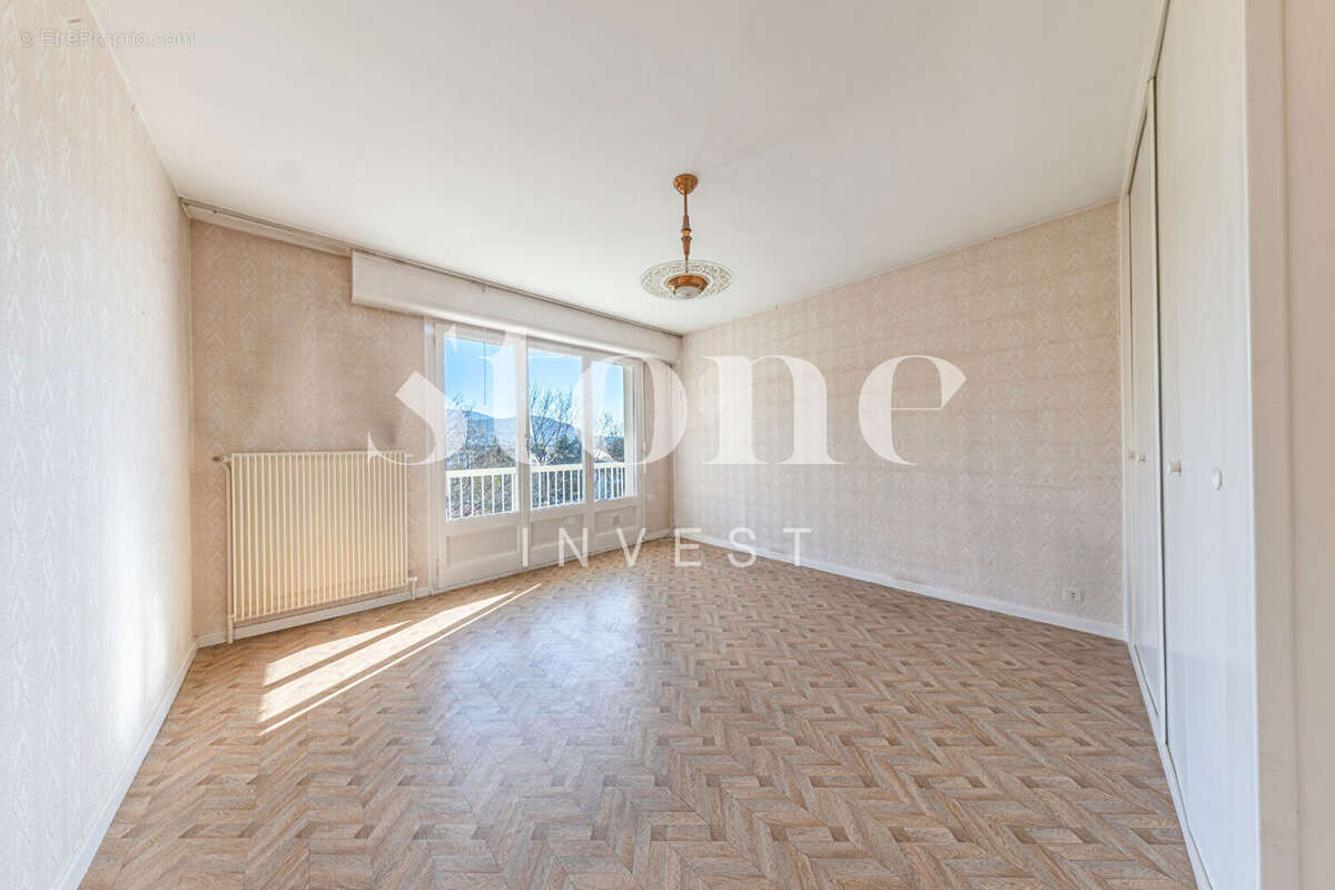 Appartement à ANNECY-LE-VIEUX
