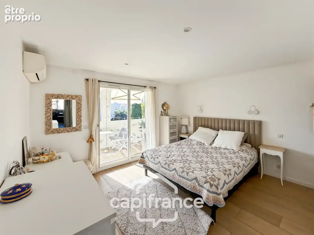 Appartement à vendre 4 pièces HYERES (83) - 147m2- 4ème et dernièr Etage- Accès direct GARAGE - photo 12