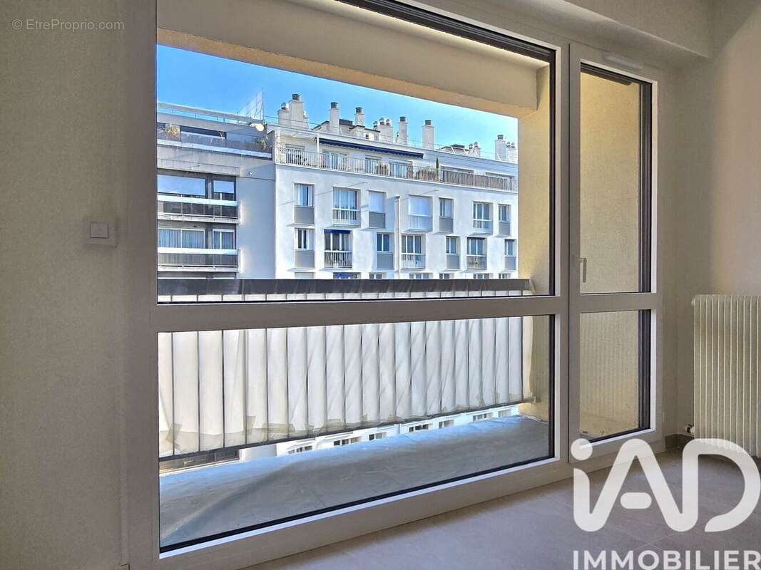 Photo 3 - Appartement à PARIS-14E