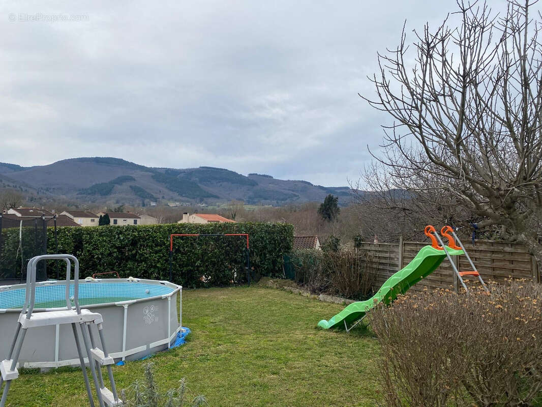 Maison à AIGUEFONDE