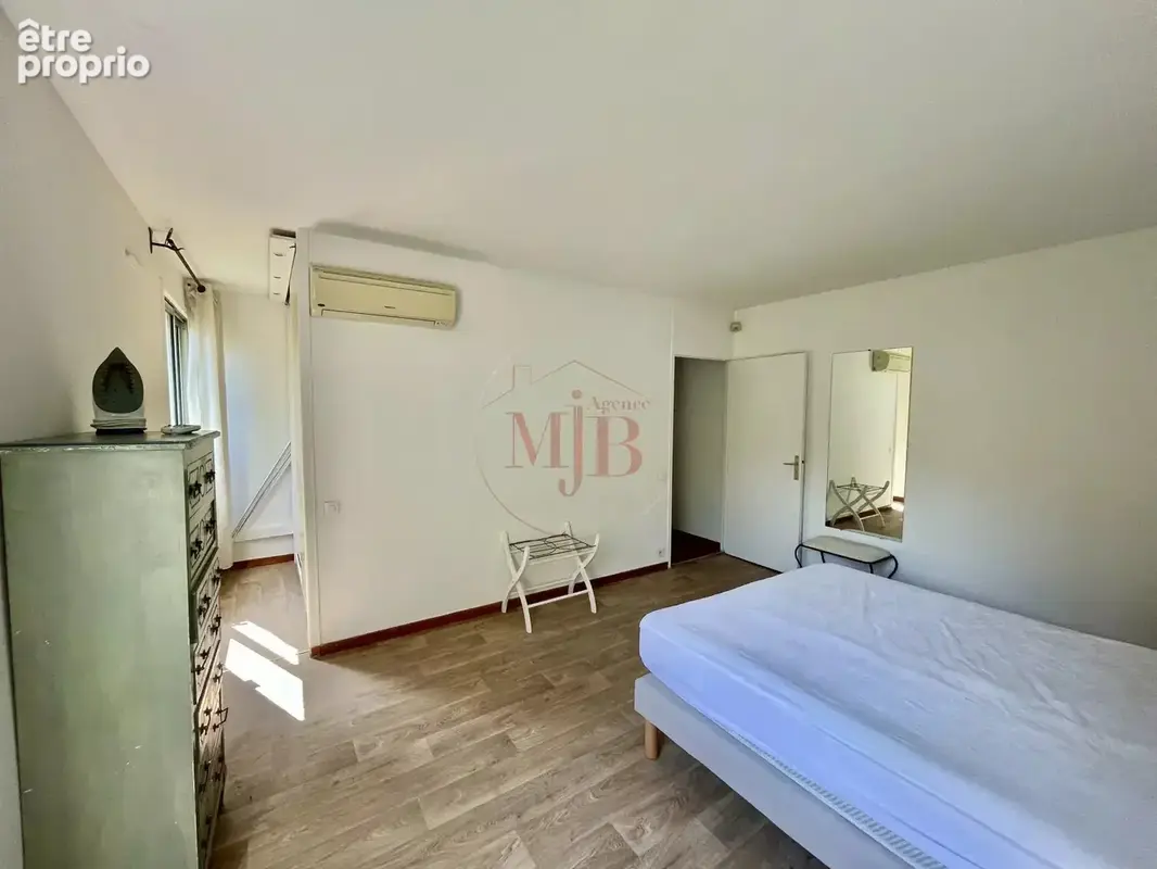 Appartement 112 m² à Aix-En-Provence  - photo 9