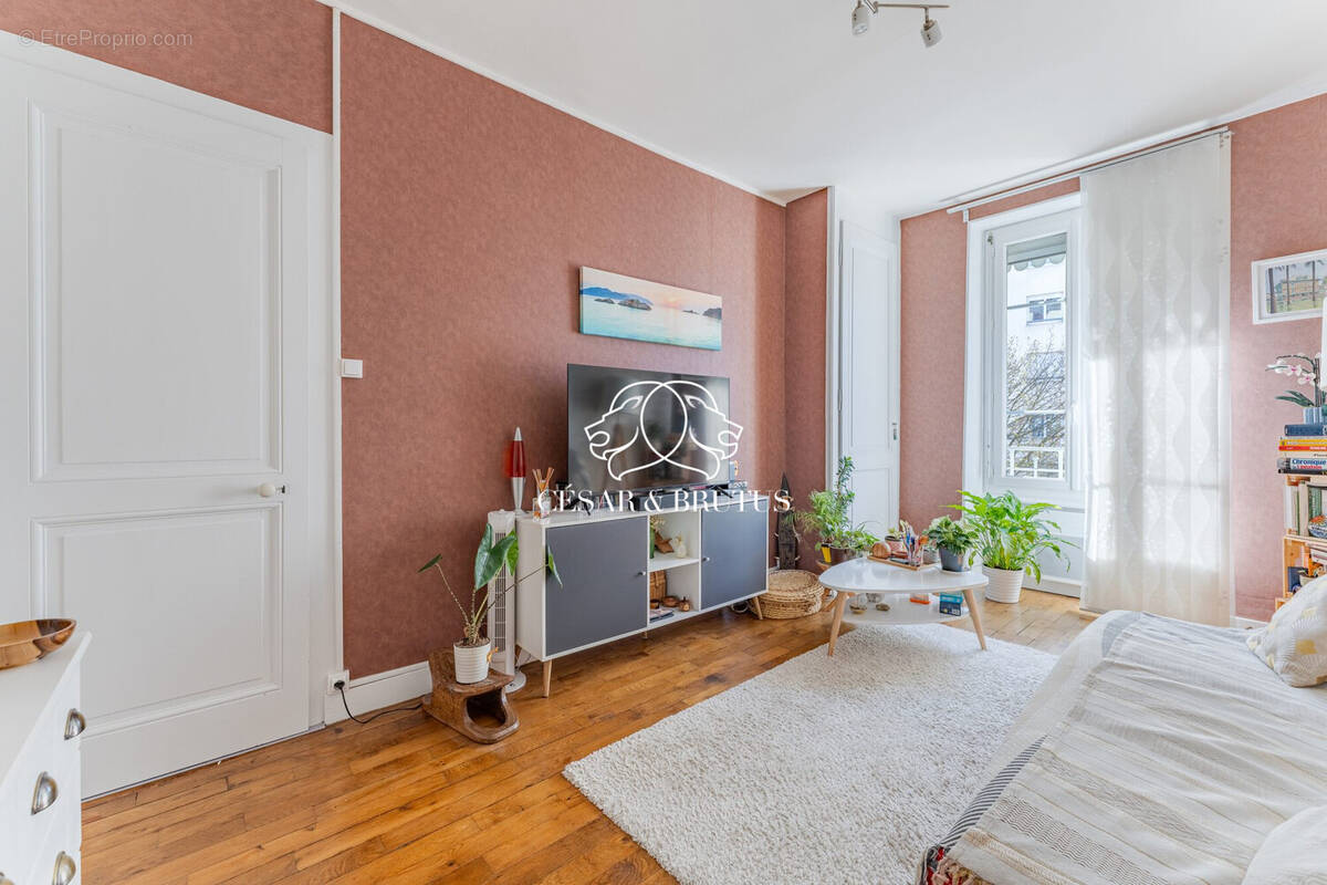 Appartement à VILLEURBANNE