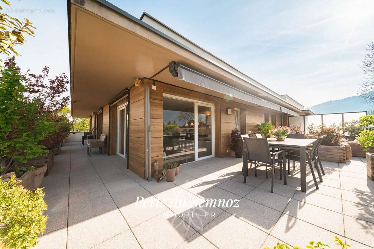 Appartement à SEYNOD