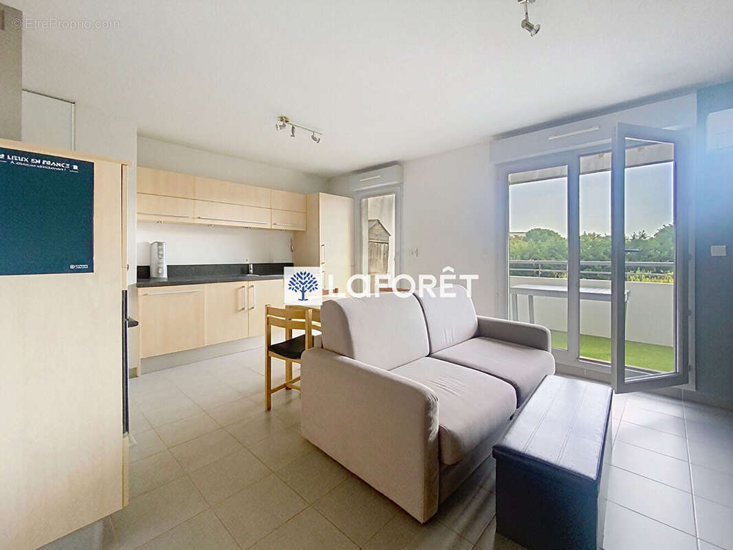 Appartement à SAINT-CHAMAS