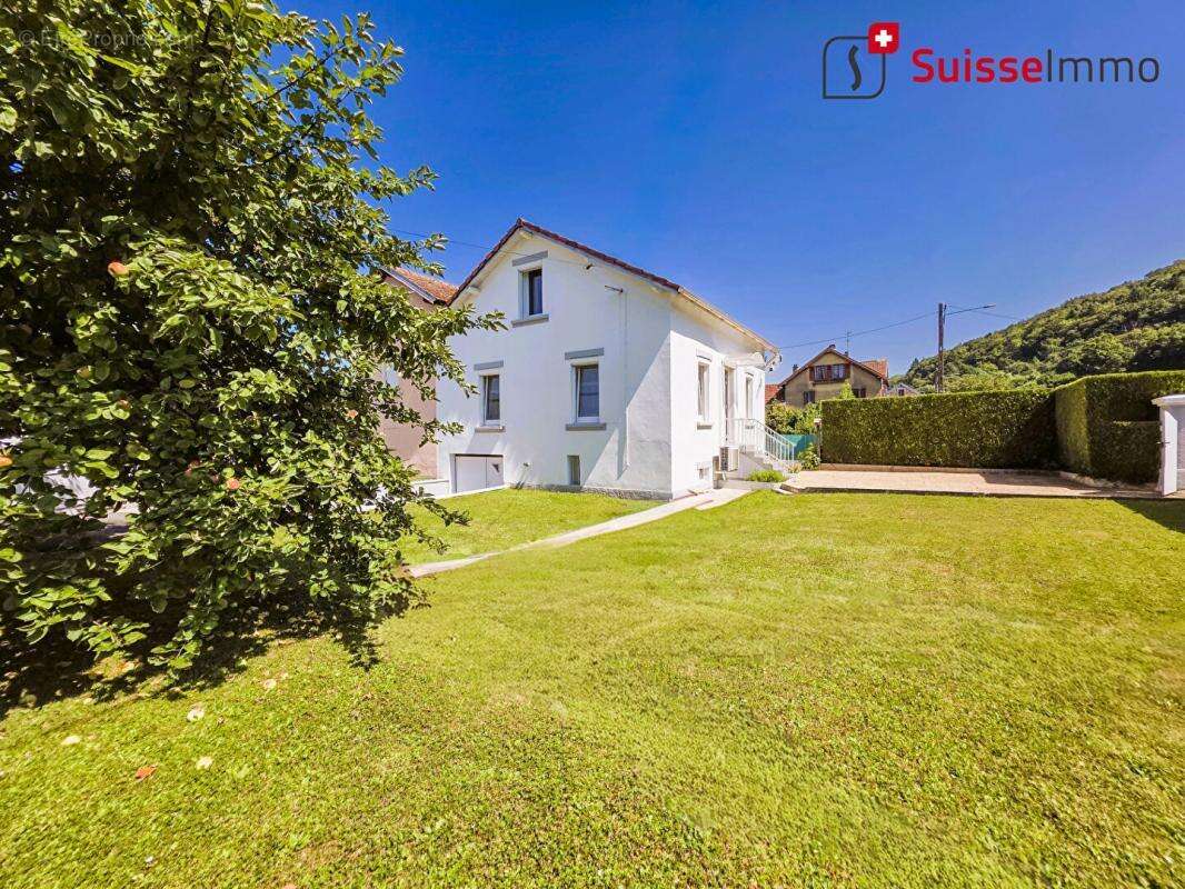 Maison à PONT-DE-ROIDE