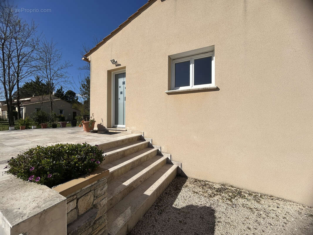 Maison à SAINT-QUENTIN-LA-POTERIE