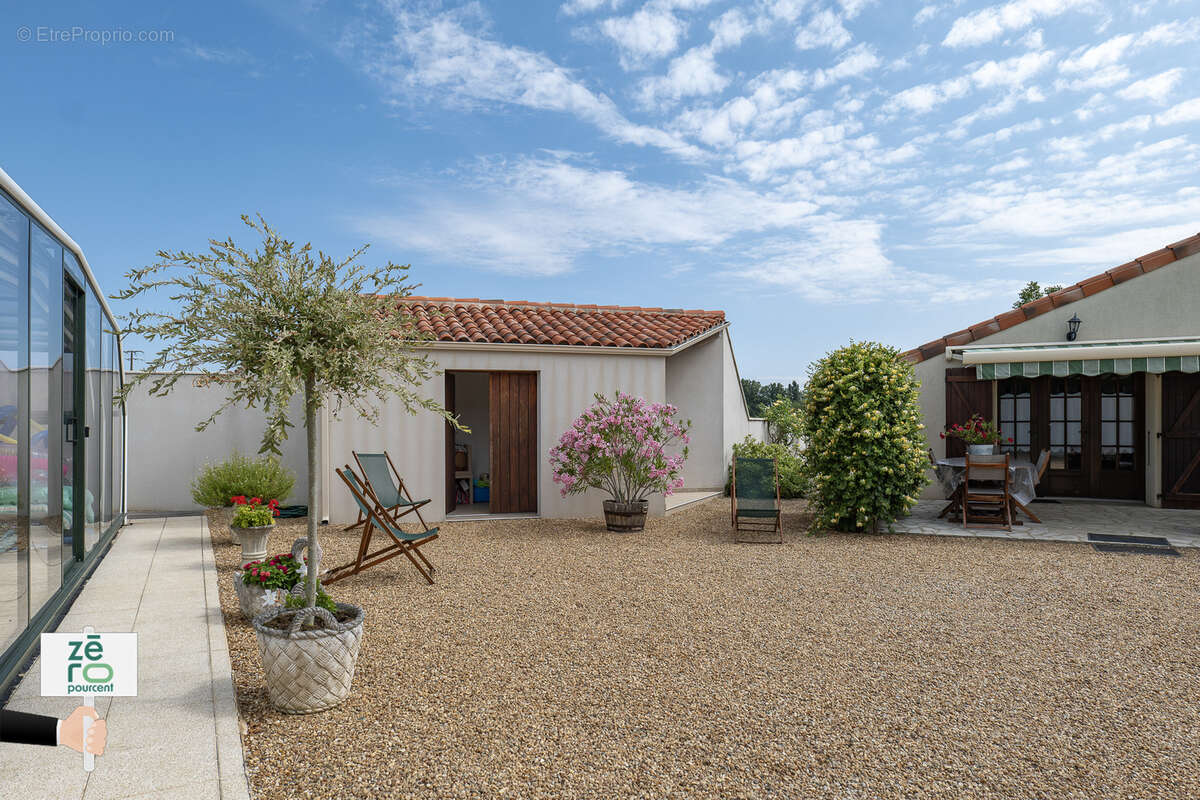 Maison à NALLIERS