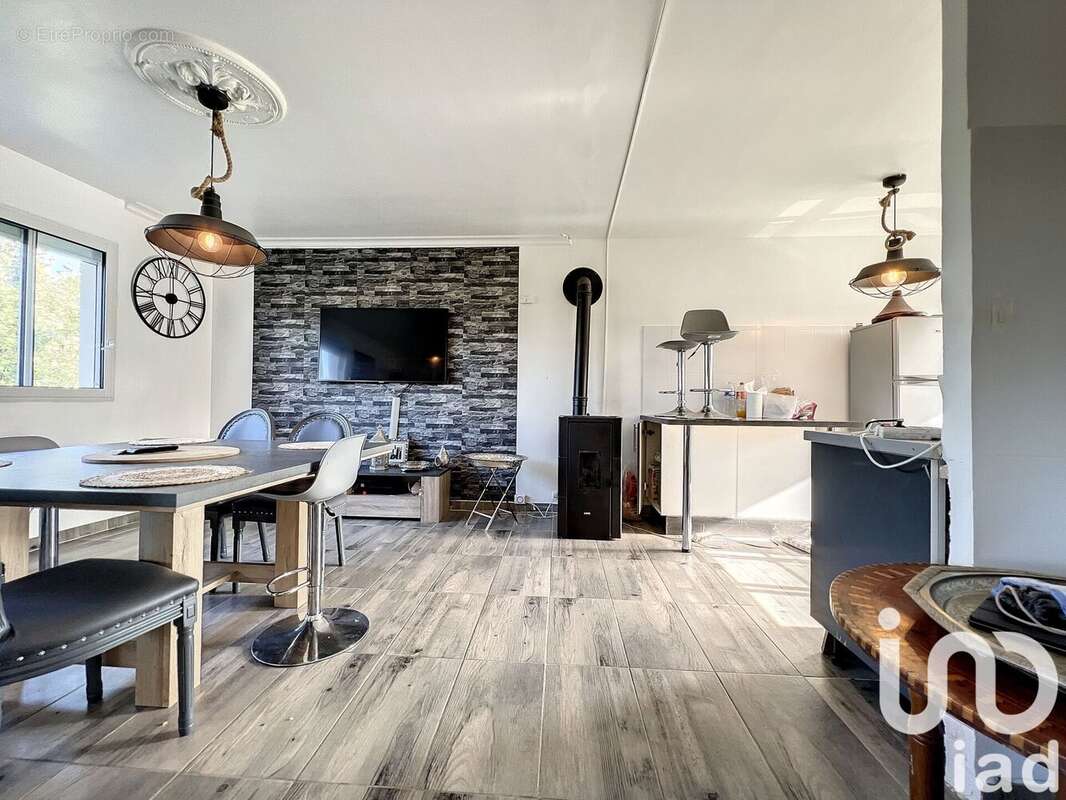 Photo 4 - Maison à LAVAL