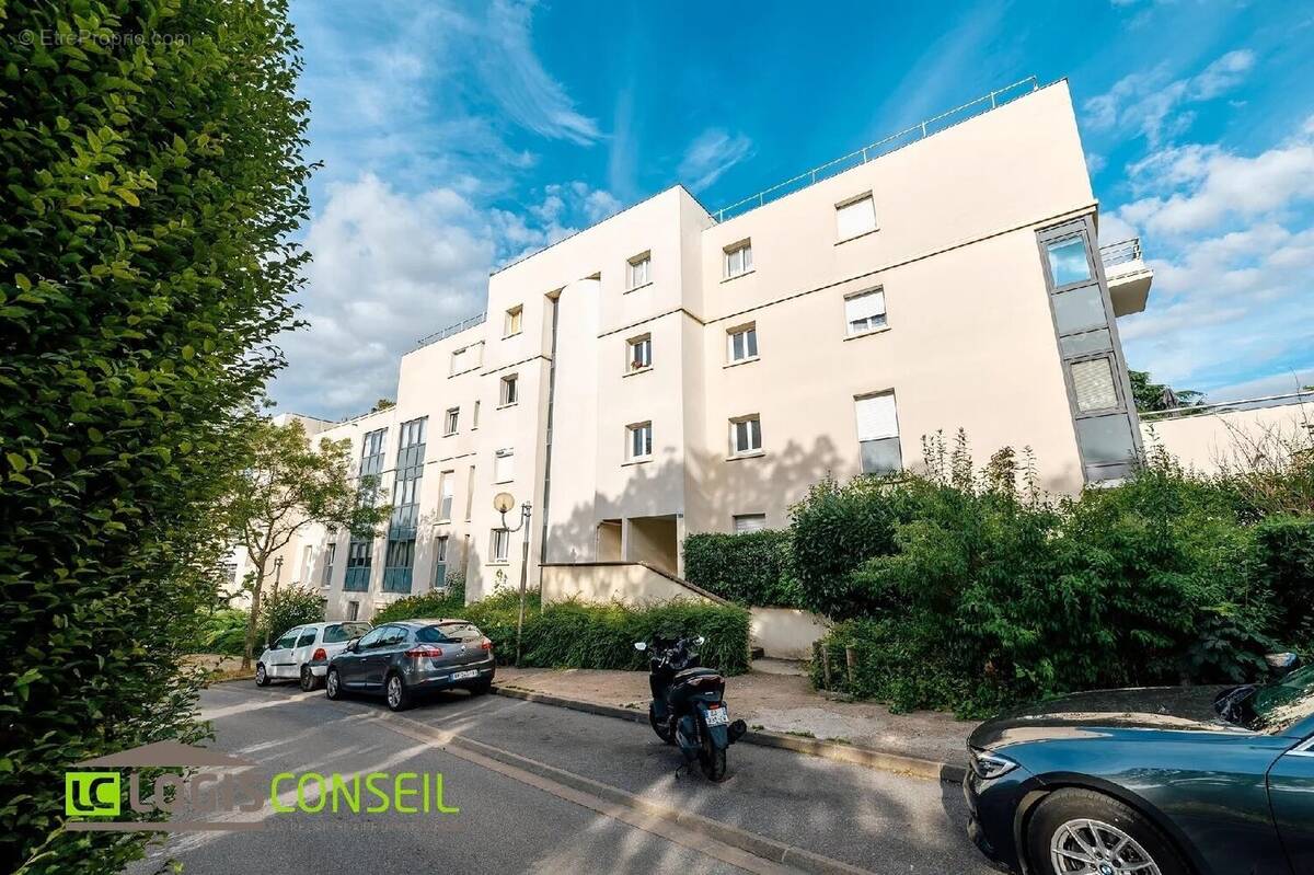 Appartement à CHATENAY-MALABRY