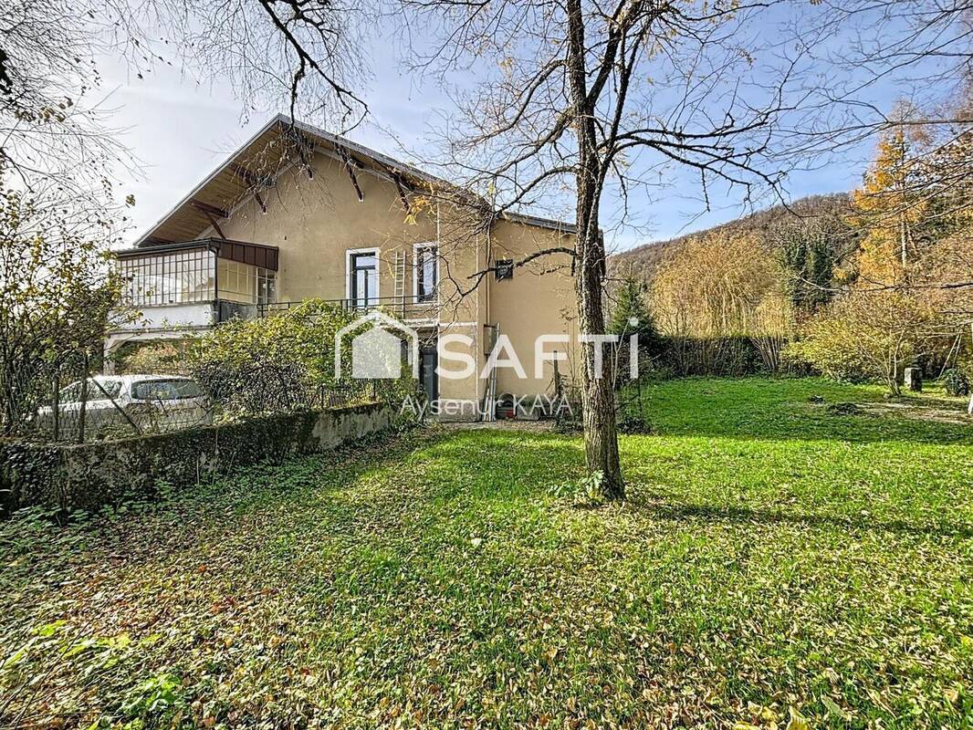 Photo 1 - Maison à RAVILLOLES