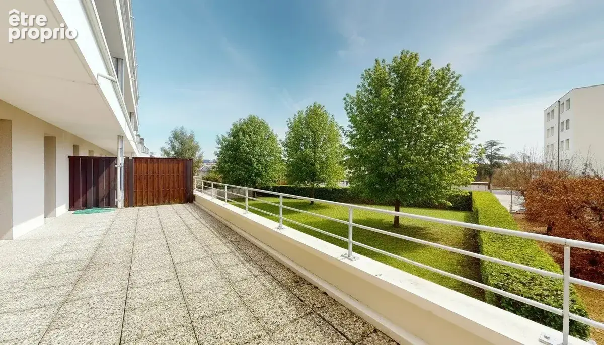 Appartement à MAINVILLIERS