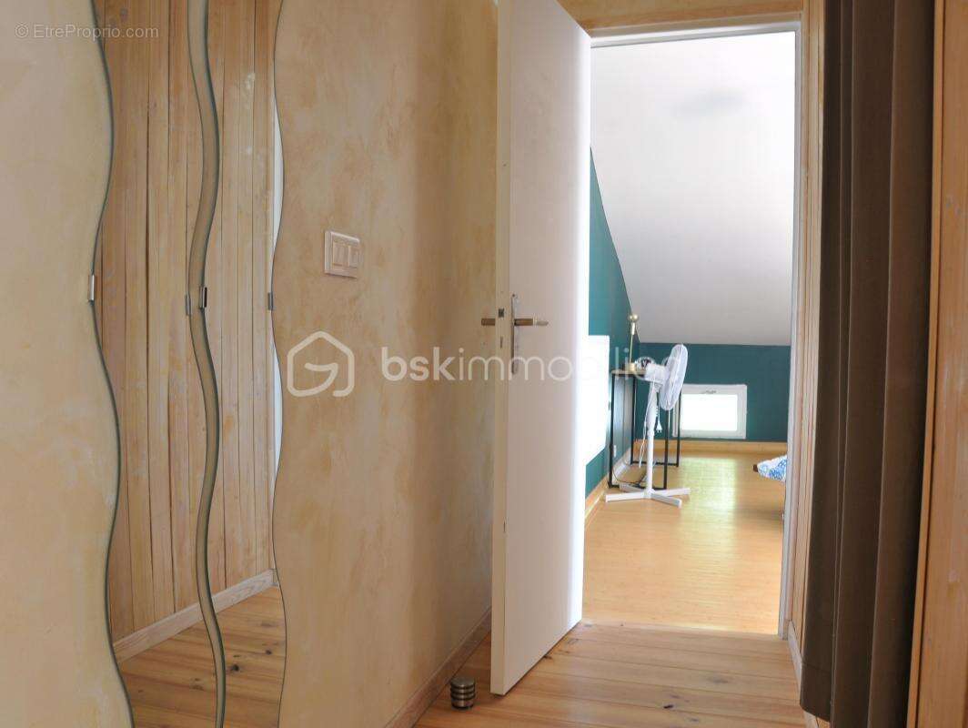 Maison à LAPEYROUSE-FOSSAT