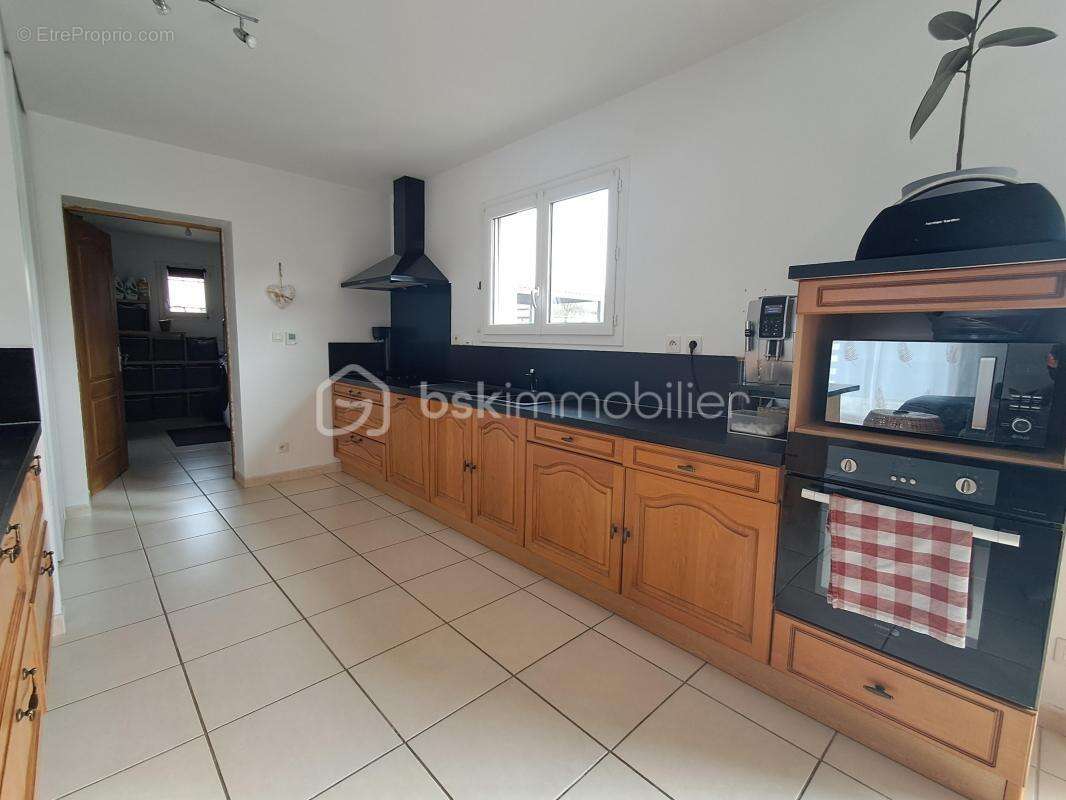 Maison à TIBIRAN-JAUNAC