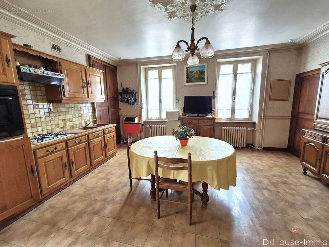 Maison 110 m² à Gorron  - photo 12
