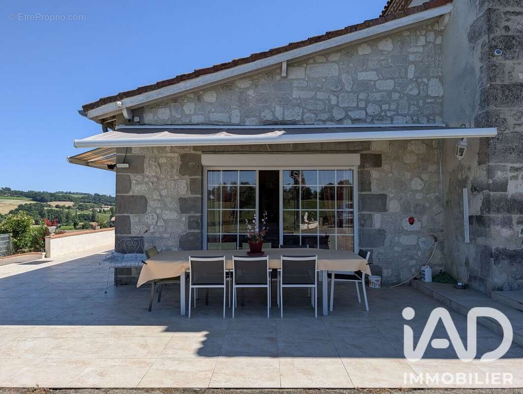 Maison 224 m² à Francescas  - photo 3