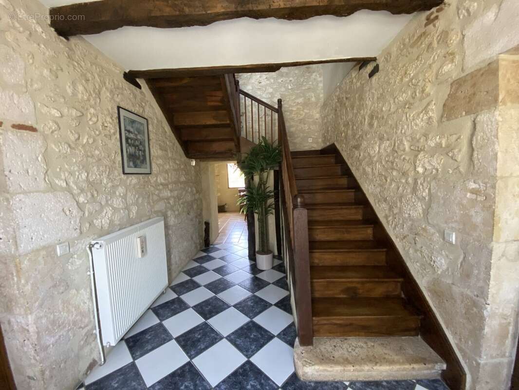 Maison à MAUVEZIN