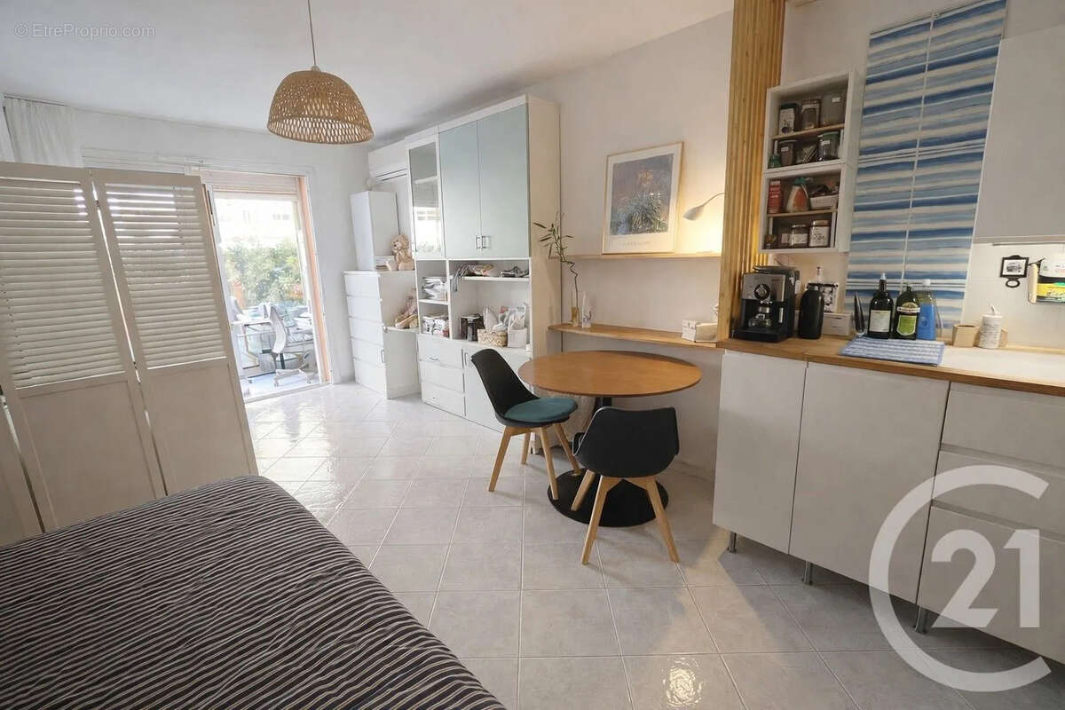 Appartement à ROQUEBRUNE-CAP-MARTIN