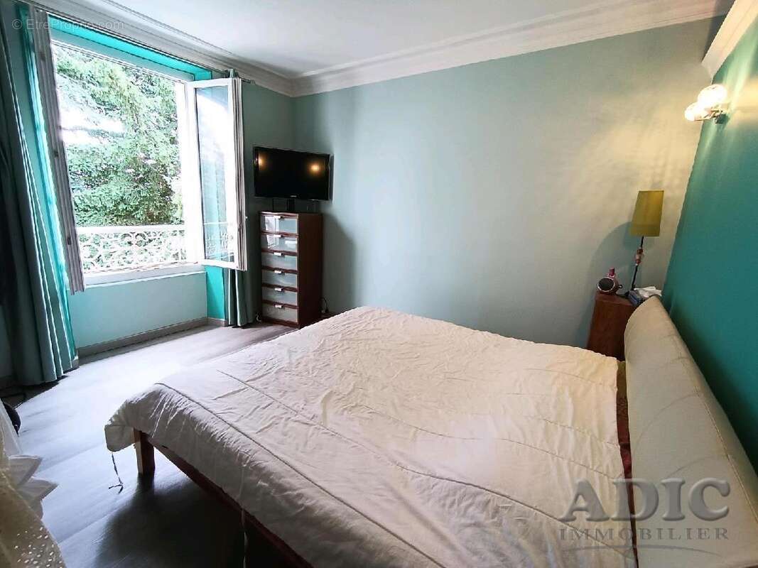 Maison 223 m² à Dammartin-En-Goele  - photo 8