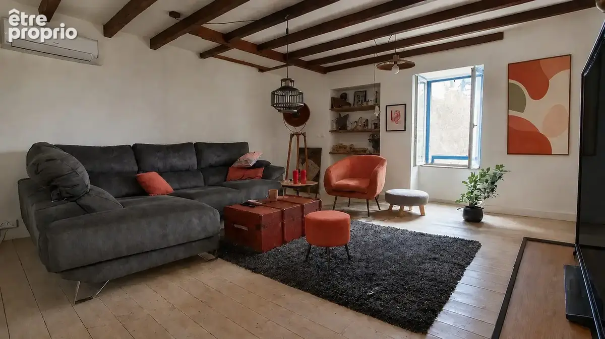 Maison à LES MARTRES-DE-VEYRE