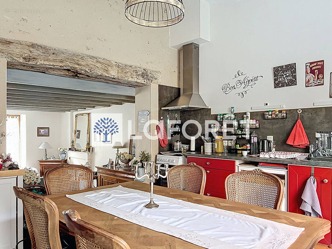 Maison à ASSAIS-LES-JUMEAUX