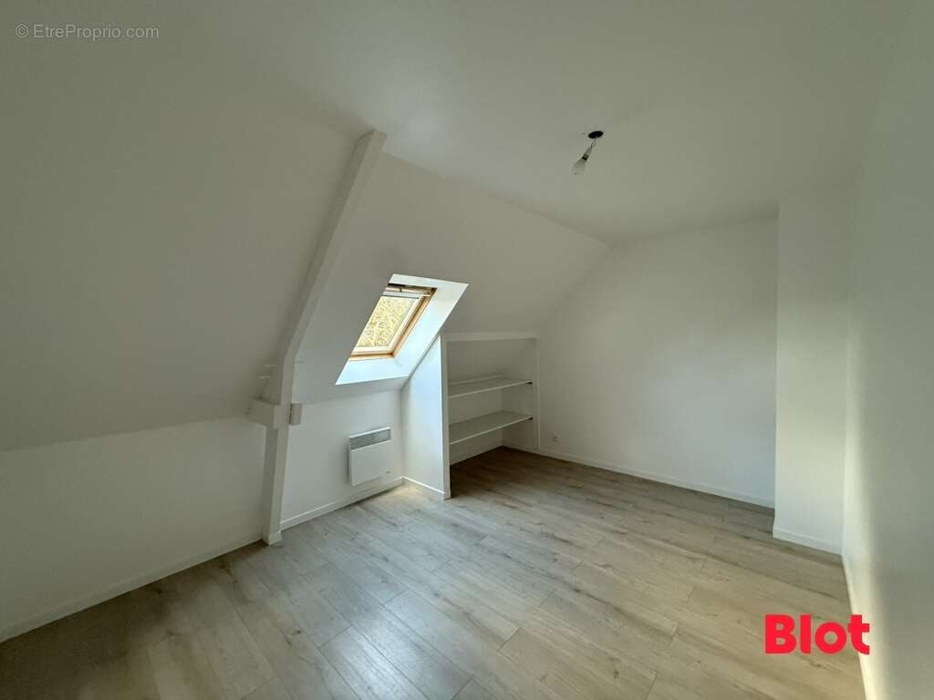 Maison à PLESSIX-BALISSON