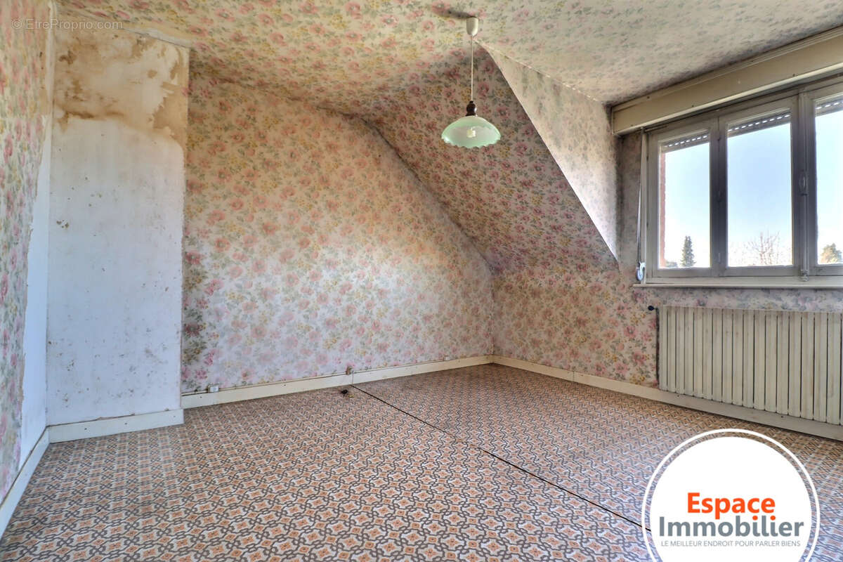 Maison à NEUVILLE-SUR-ESCAUT