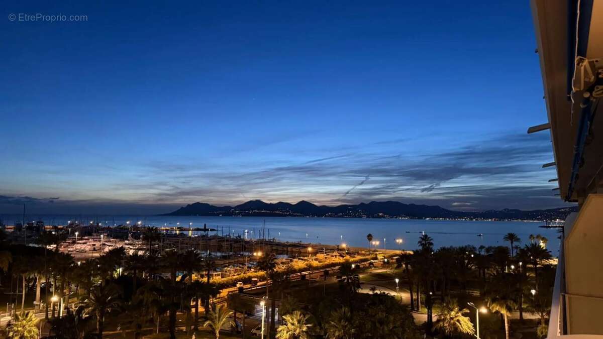 Appartement à CANNES