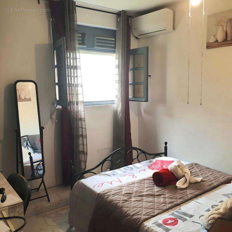 Appartement à SAINTE-LUCE