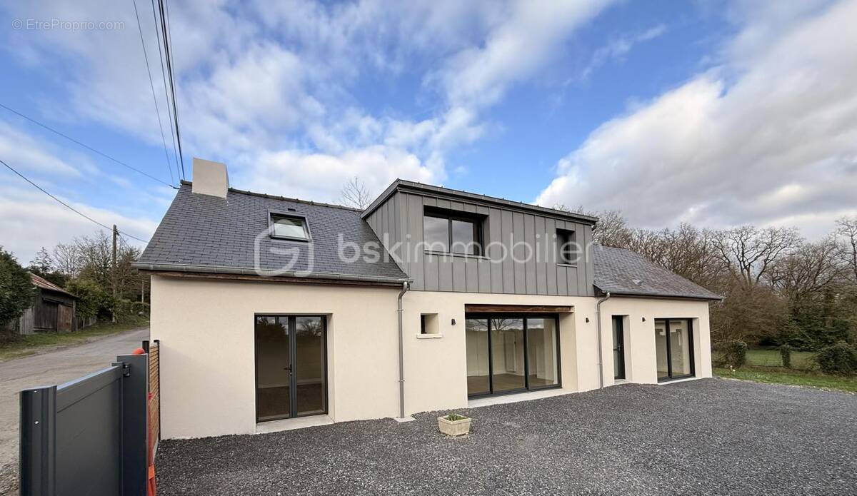 Maison à LIFFRE