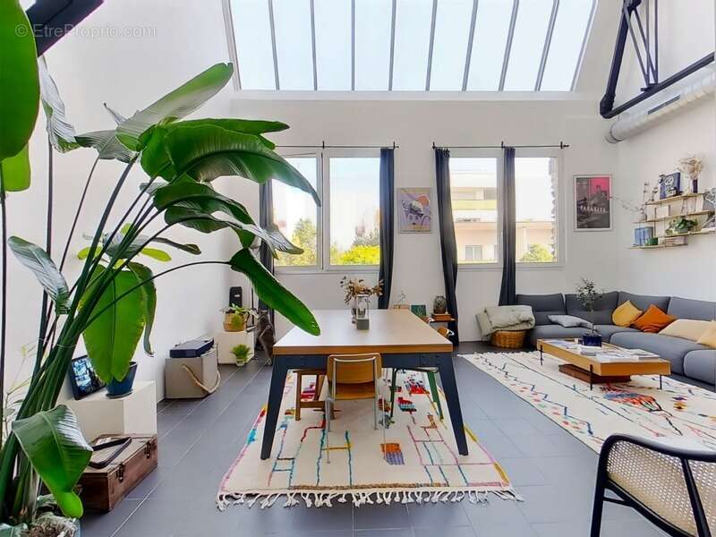 Appartement à SAINT-DENIS