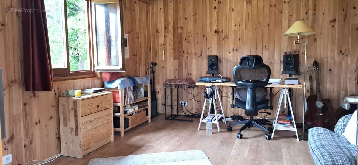 Périgord : Maison 2018, 7 pièces VALOJOULX (24) - photo 16