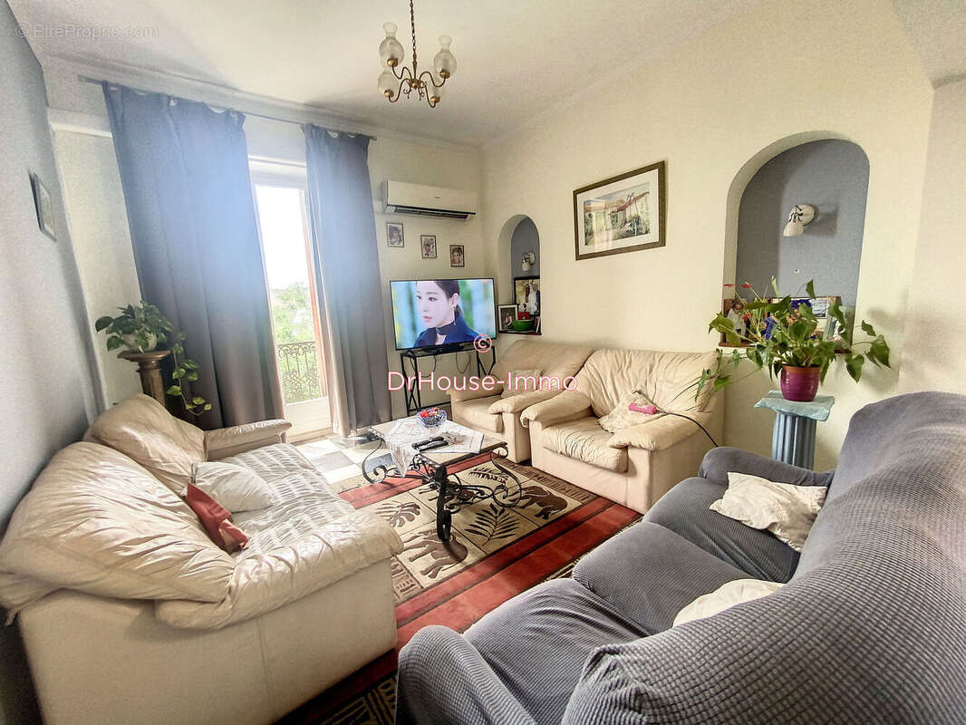 Appartement 85 m² à Beziers  - photo 4