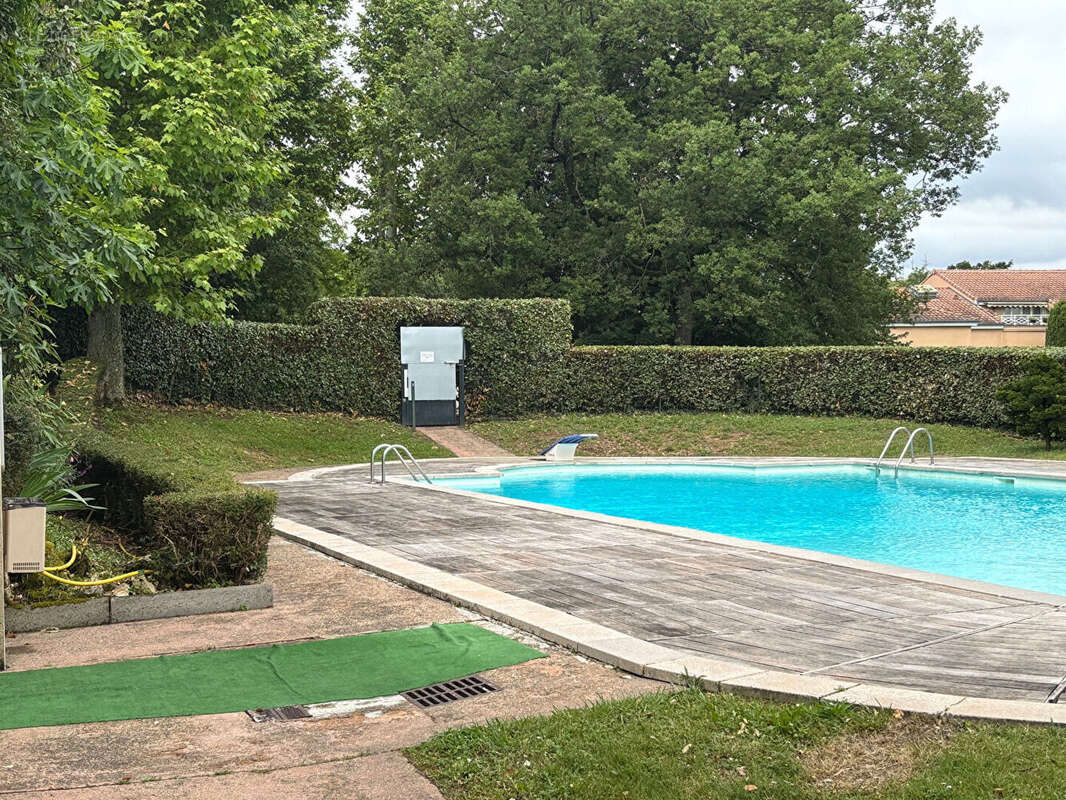 Appartement à RAMONVILLE-SAINT-AGNE