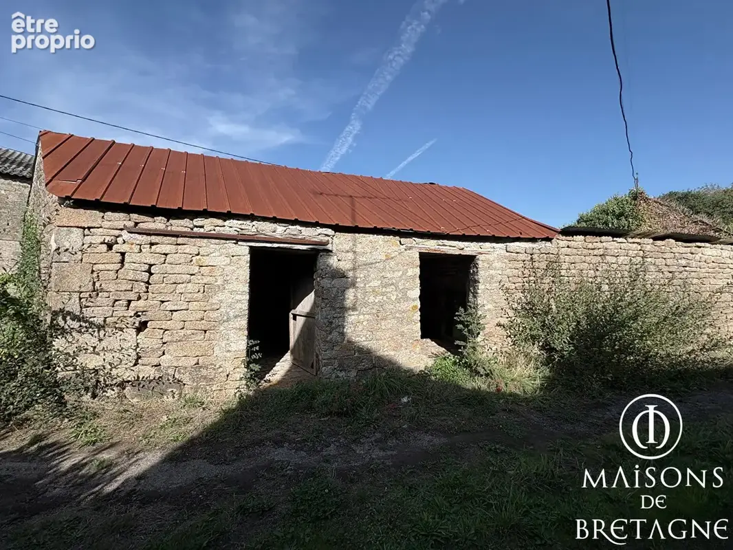 Guiscriff ? Corps de ferme à rénover avec 1,16 ha de terres agricoles et dépendances - photo 15