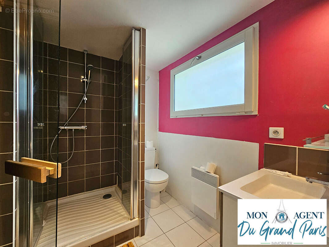 Maison à VERRIERES-LE-BUISSON