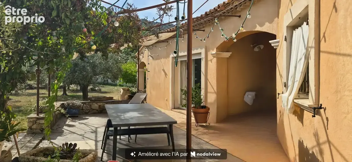 Maison à vendre Villa 6 pièces + piscine terrain 3000m² SOLLIES TOUCAS (83) - photo 4