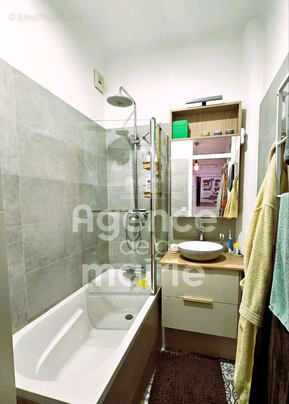 Appartement à ASNIERES-SUR-SEINE