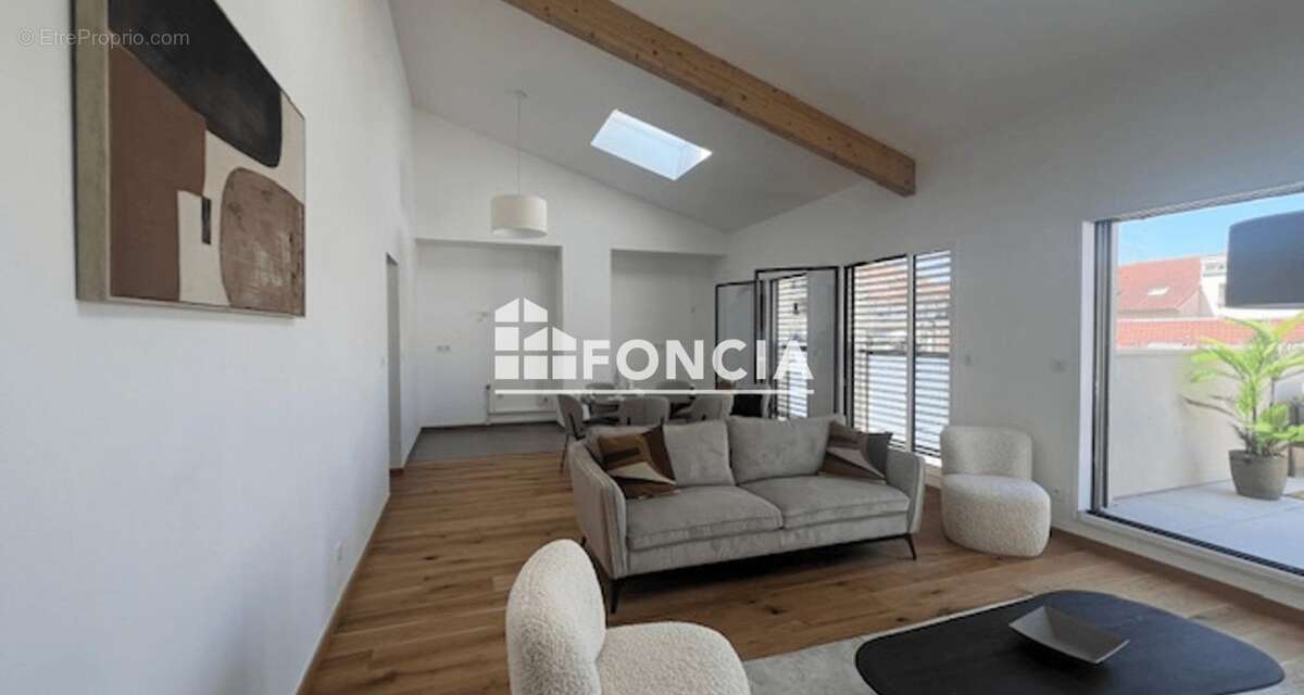 Appartement à VILLEURBANNE