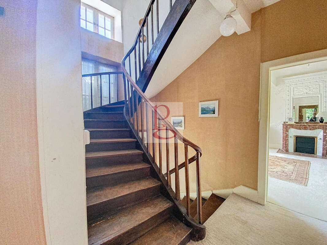 photoace6a5a0643ca49641acd145effd7f23 - Maison à FLEURANCE