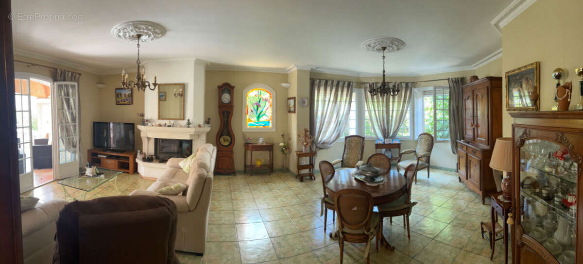 Maison à MARSEILLE-9E