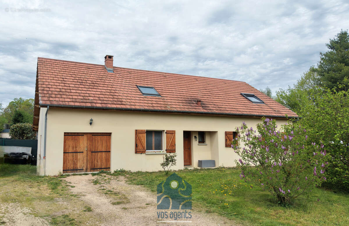 Maison à PIONSAT